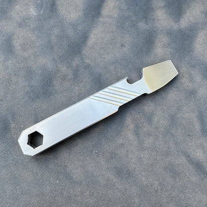 Titanium EDC Pry Bar